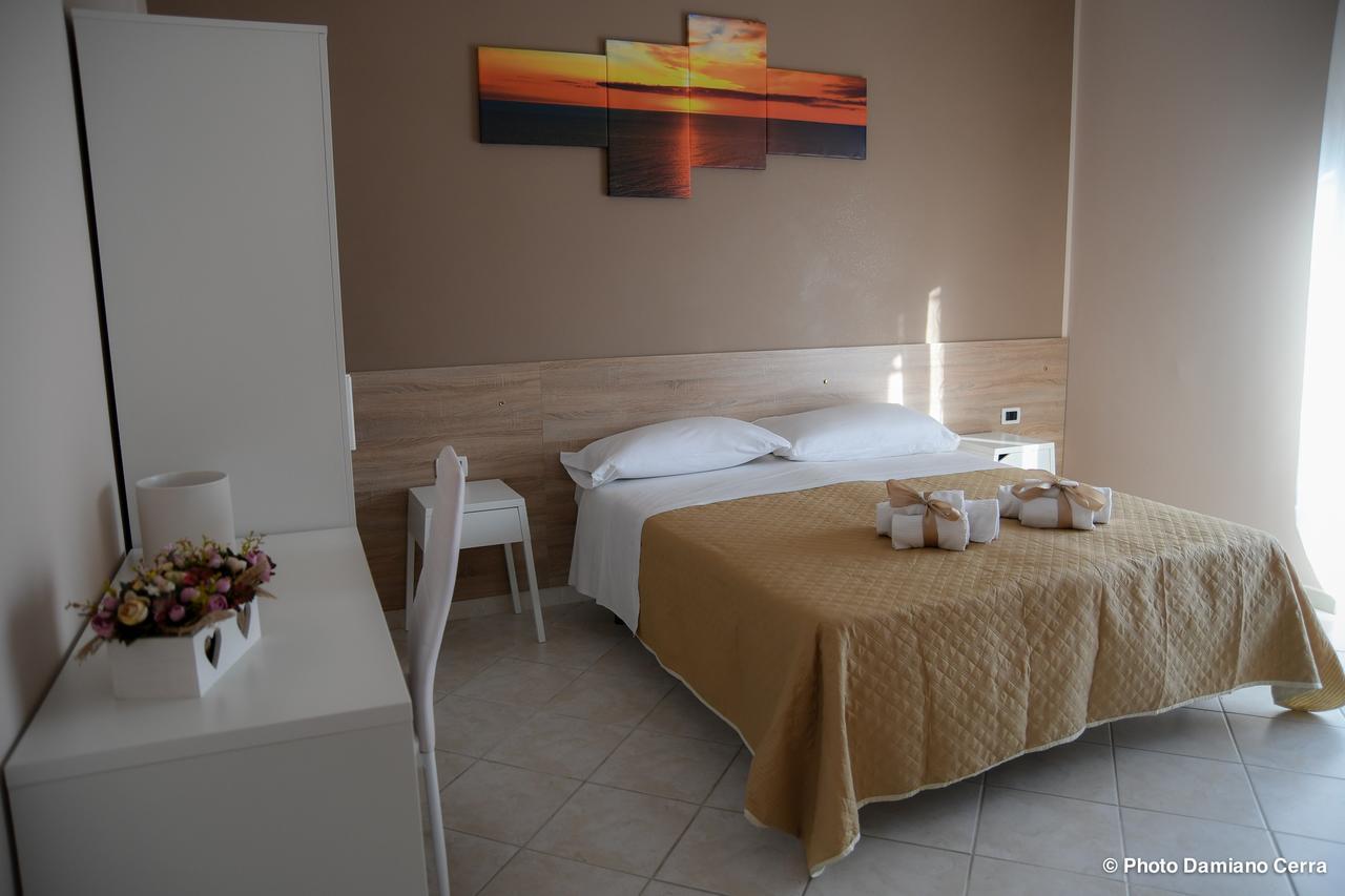 B&B Lamezia Airport Lamezia Terme Exteriör bild
