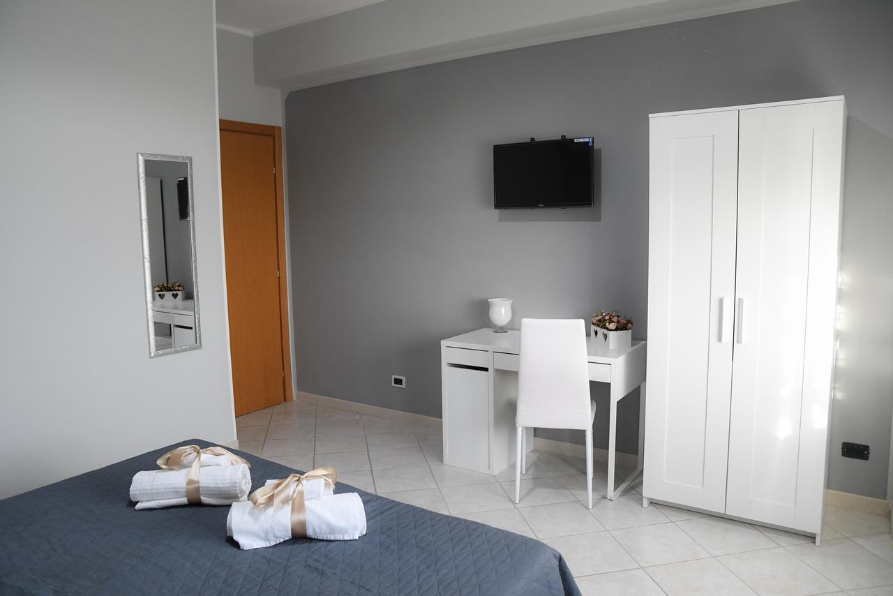 B&B Lamezia Airport Lamezia Terme Exteriör bild